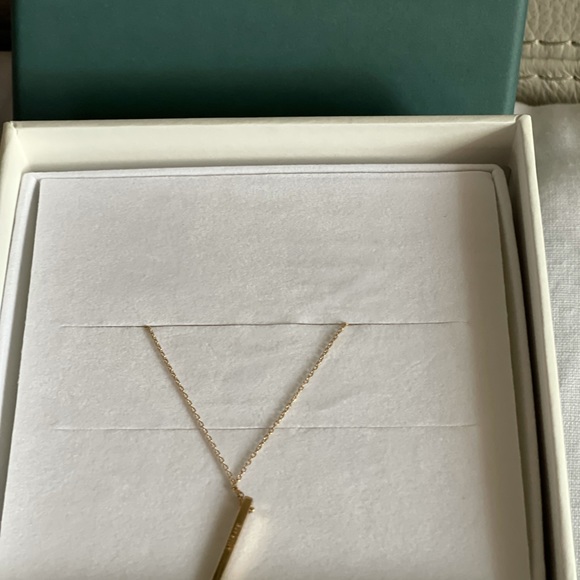 Aurate Short Bar 14k Gold, EUC - Picture 4 of 5